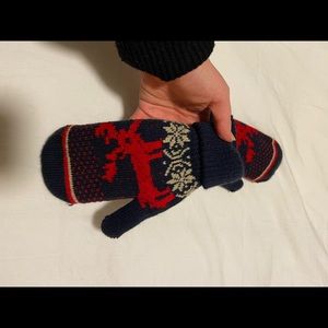 Cute winter mittens